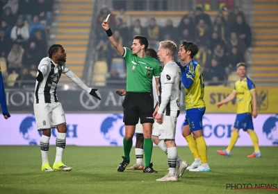 Serge Gumienny reageert zeer scherp op scheidsrechter in STVV-Charleroi
