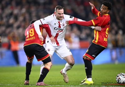 LIVE: Janssen krijgt de eerste kans voor Antwerp niet voorbij Miras