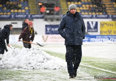 Coach Zulte Waregem kan niet lachen met arbitrage: "Een moment doet de wedstrijd kantelen"