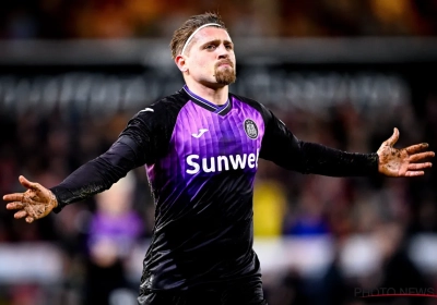 Adriano Bertaccini doorbreekt stilte over zijn heel opvallend ritueel bij Anderlecht