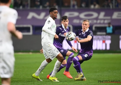 "Rampzalig": ook sterkhouder Anderlecht zakt helemaal door het ijs