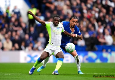 🎥 Zoals op een Londense boulevard: Jérémy Doku zet Chelsea te kijk