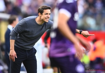 Ook Union-coach David Hubert heeft kritiek aan adres refs: "Dat is nu al twee keer! Dat mag blijkbaar"