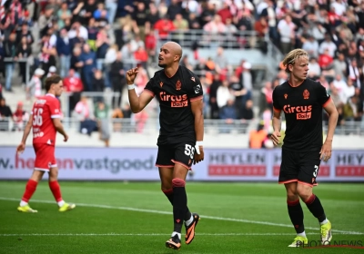 Efficiëntieles op de Bosuil: Standard klimt mee naar leiding in Europe Play Offs na forfaitscore tegen Antwerp