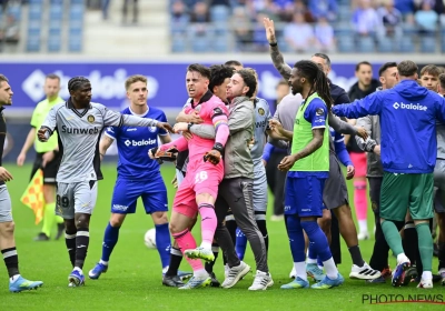 🎥 Ongeziene nieuwe beelden van Coosemans tijdens en KAA Gent - RSC Anderlecht duiken op