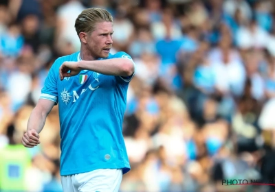 "Die schurk stelt die vraag alleen maar dáárvoor": gespannen moment rond KDB in Napels