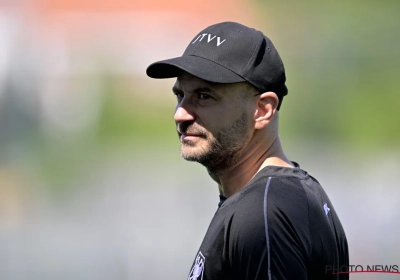 Nieuwe coach van Jupiler Pro League-ploeg maakt zich meteen populair en laat spelers naar België kijken