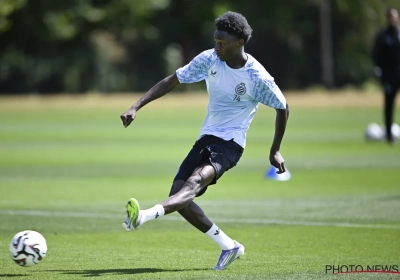 Jesse Bisiwu (ex-Club Brugge) spreekt zich uit na opvallende transfer naar Barcelona