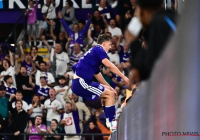 Er was zelfs tijd voor 'gallery play': Anderlecht freewheelend naar poulefase Europa League