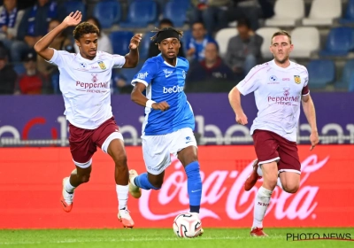 Noah Adedeji-Sternberg reageert voor het eerst op Club Brugge-flirt: "Bij mijn weten niets fout gedaan"