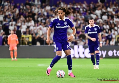 Minder in de spotlights, maar Anderlecht gelooft sterk in dit Neerpede-talent