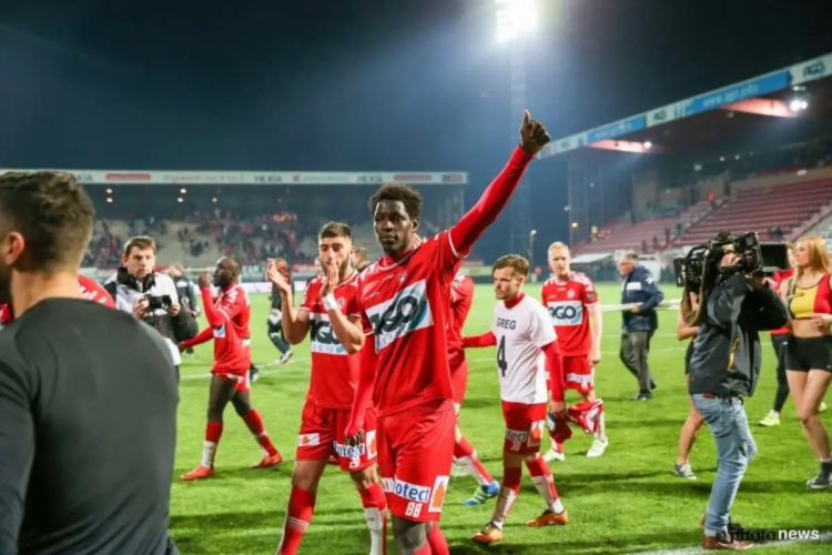 'Ex-Kortrijkzaan ontploft in Frankrijk, Club Brugge wil hem terug naar België halen'