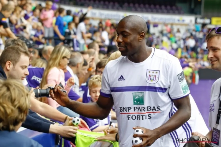 Ex-spits Anderlecht begrijpt het nog altijd niet: "Ik had naar Inter of AC Milan kunnen gaan en ik ben bij Anderlecht terechtgekomen"