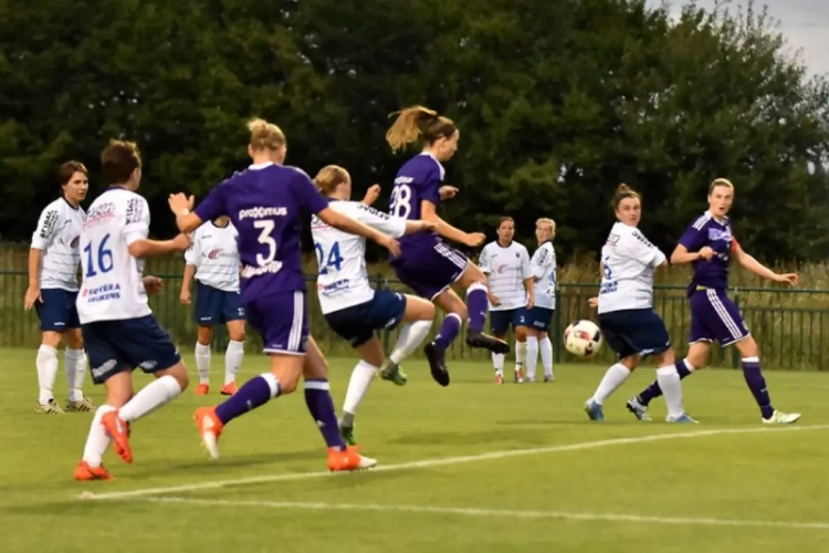 Flink wat speelsters nog met het maximum van de speelminuten