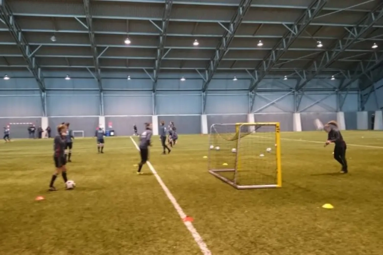 Eerste training voor Flames in 2017 ... indoor