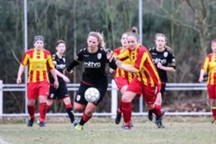 "Met spijt in het hart": club uit eerste nationale houdt ermee op!