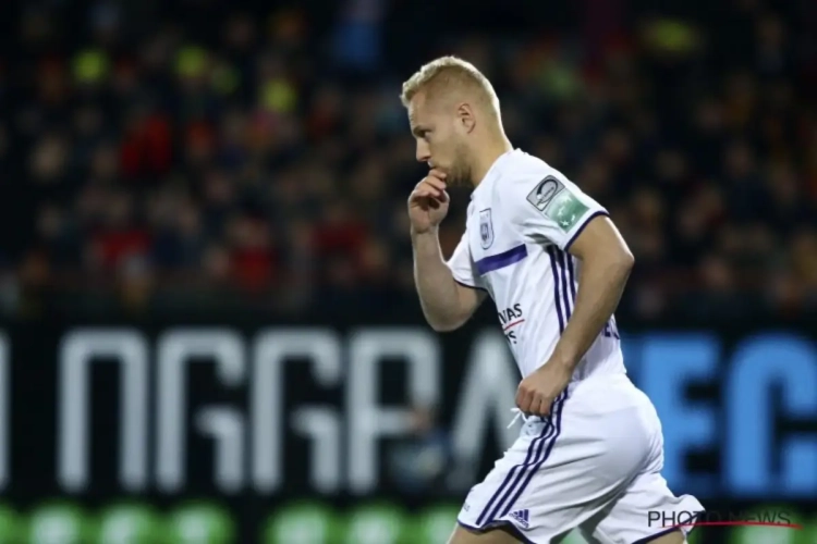 Zulte Waregem mag proberen, maar Anderlecht gaat Deschacht houden en hem nieuw contract voorschotelen