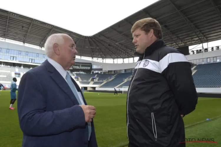 Gent-voorzitter De Witte laat zich na de desastreuze start met 1 op 12 uit over de positie van Vanhaezebrouck