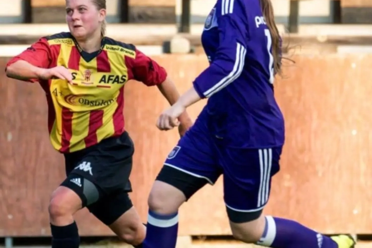 Kontich haalt speelster van Anderlecht binnen