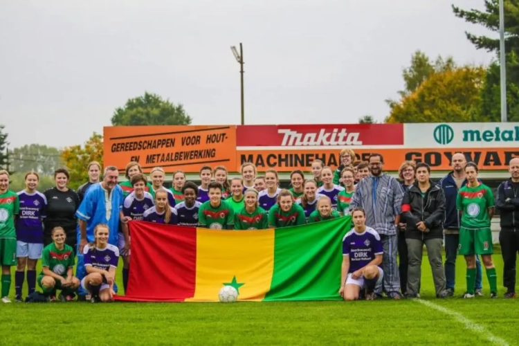 Erg mooi: vrouwenmatch in teken van Senegal en voor het goede doel
