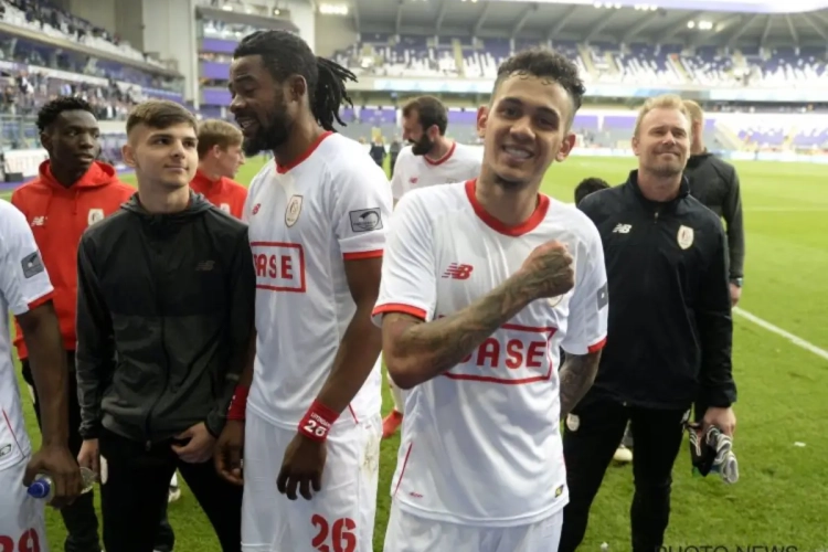 Kandidaten voor play-off 1 blijven belangstelling tonen voor Junior Edmilson, eentje is "meer dan geïnteresseerd"