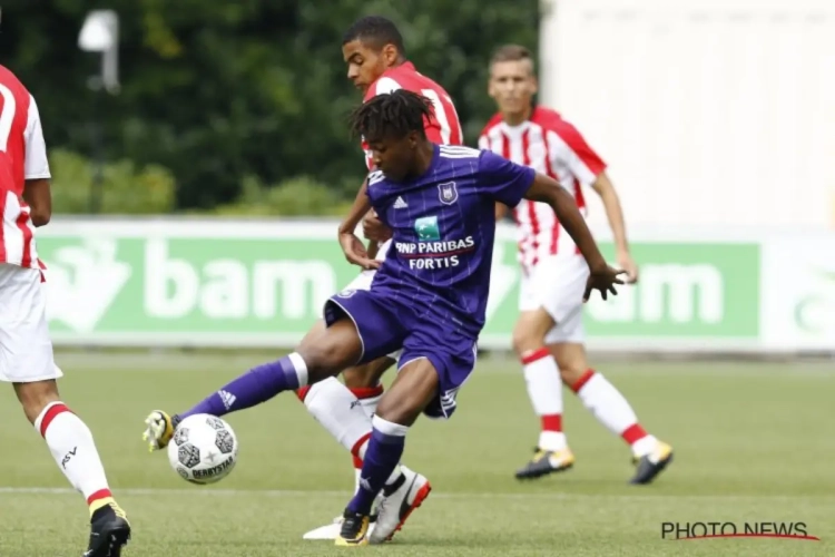 Veel geluk Nederlandse commentatoren: Anderlecht-talent trekt naar NEC