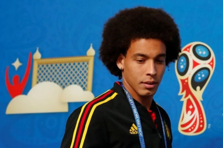Plots gaat het hard voor Axel Witsel: na Borussia Dortmund komt nu nóg grotere club aankloppen