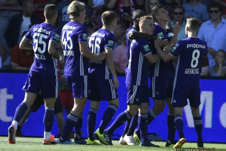 OFFICIEEL: Net voor Anderlecht - KV Oostende plukt paars-wit opnieuw belangrijke kracht weg bij Kustboys: "Zo blij met nieuwe hoofdstuk in mijn leven"