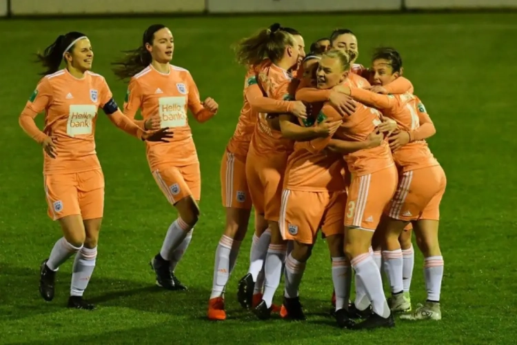 ? Anderlecht, Gent en Standard stomen door in de Super League