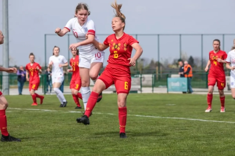 Red Flames U15 zetten scheve situatie knap recht tegen Engeland