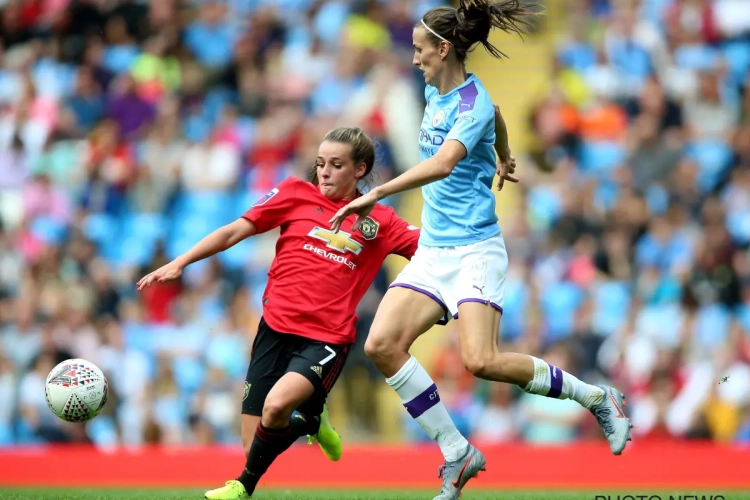 Manchester United langer in zee met speelster