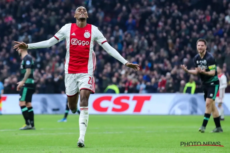 Ajax-goudhaantje pareert kritiek: "Ik ben negentien en voel me helemaal niet klaar om te vertrekken"