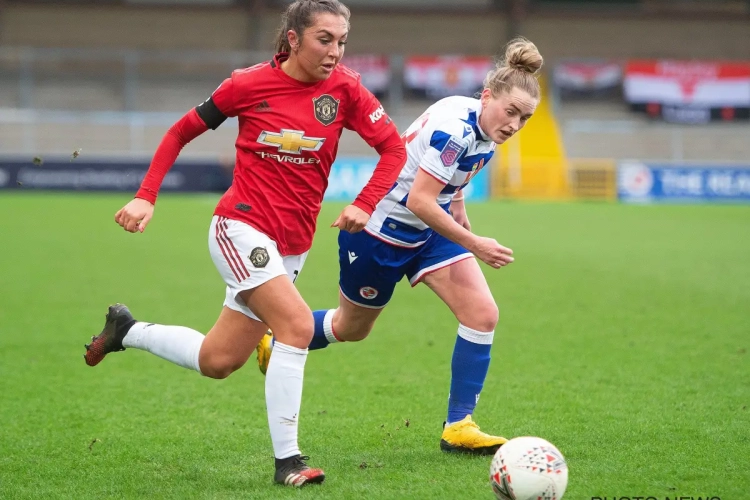 🎥 Het kan altijd erger: waanzinnige blunder van arbitrage in match van vrouwen Manchester United