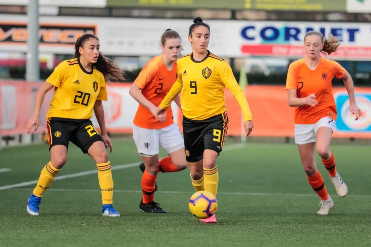 Jonge Red Flames pas in het absolute slot onderuit tegen Nederland