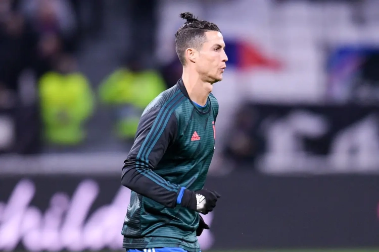Ook Cristiano Ronaldo schiet te hulp! Portugees doneert materiaal om het coronavirus tegen te gaan