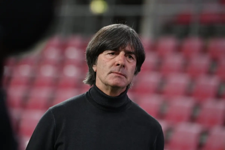 'Na een lange tijd windstilte heeft Joachim Löw (eindelijk) een nieuwe club gevonden'