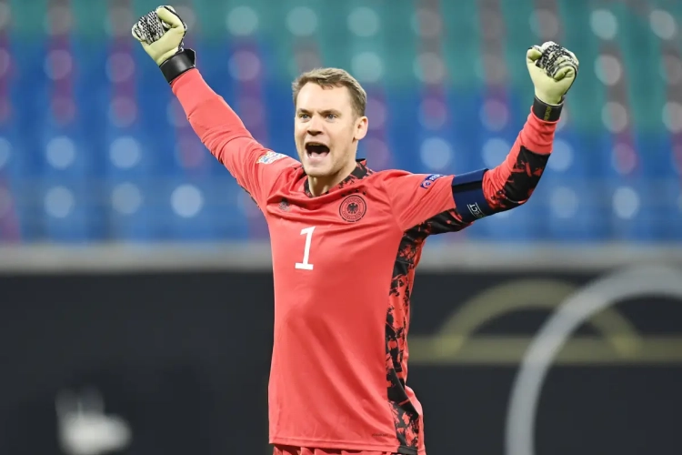Bayern-icoon Manuel Neuer krijgt megaboete van Rekordmeister na veelbesproken interview