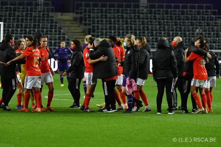 Bittere pil: Anderlecht laat voorsprong uit handen glippen en mist hoofdtabel Champions League