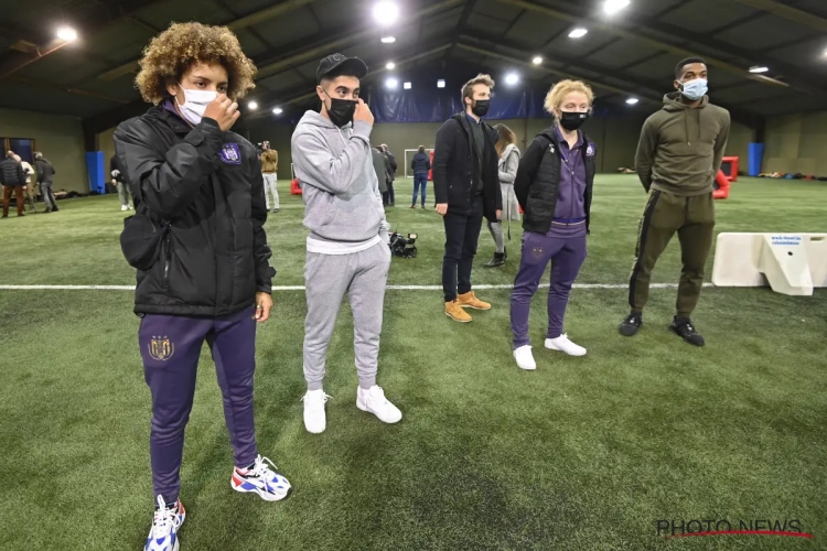 Anderlecht komt met hartverwarmend initiatief, Tison en Missipo inspecteren de 'ketjes'