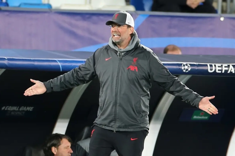 Klopp ziet dat City niet "zwakker" zal worden na transfer van Haaland en reageert op eigen manier: "Nieuwe gradaties qua geld"