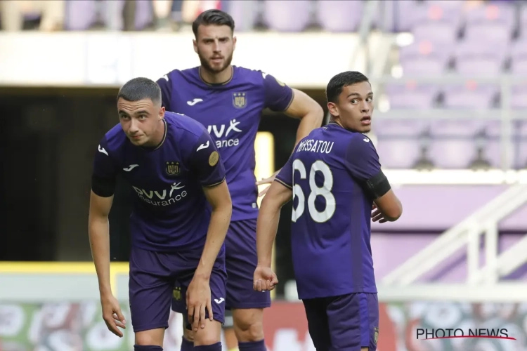 Vier pijnlijke conclusies na Anderlecht-Ajax: één week voor seizoensstart mist paars-wit stootkracht, creativiteit en... backs