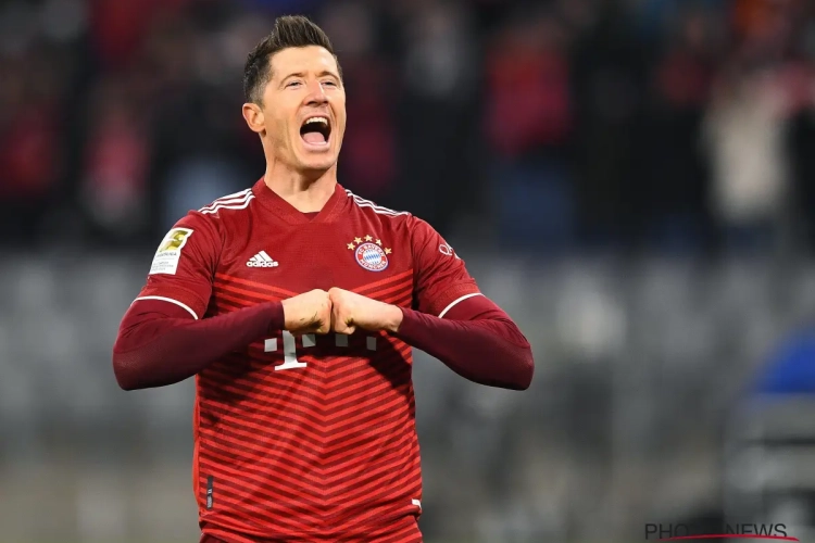 'Bayern München stuurt sportief directeur naar Mallorca om Lewandowski op het strand te overtuigen'