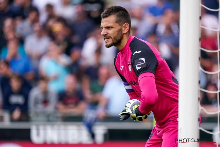 Van Crombrugge krijgt de kans om droom waar te maken: 'Deze Engelse club wil Anderlecht-doelman naar Premier League halen'