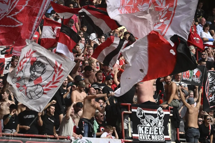 "Dit is onbegrijpelijk": Standard-fans woedend na opvallend besluit van Club Brugge uit vrees voor "heftige reacties"