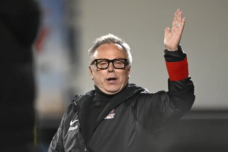 Ex-coach Lierse, Kortrijk en Antwerp heeft opvallende nieuwe job te strikken