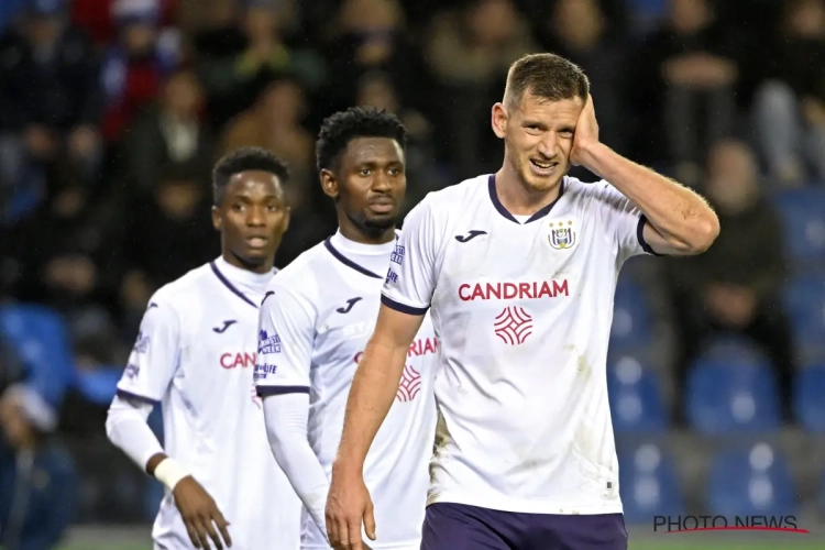 Kritische analisten: "Wat hebben Vanden Stock en Van Holsbeeck niet allemaal uitgestoken?" en "Wat Anderlecht nu doet, klopt niet"