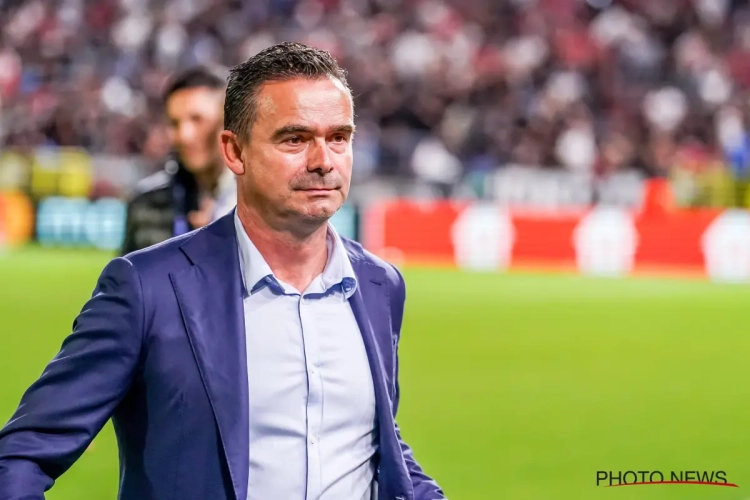 'Overmars probeert in laatste instantie transfer van Anderlecht af te pakken'