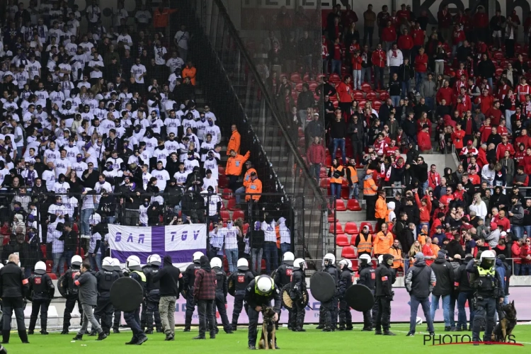 Hoe moet het nu verder nadat Antwerpse derby werd stopgezet? Reglement is zeer duidelijk
