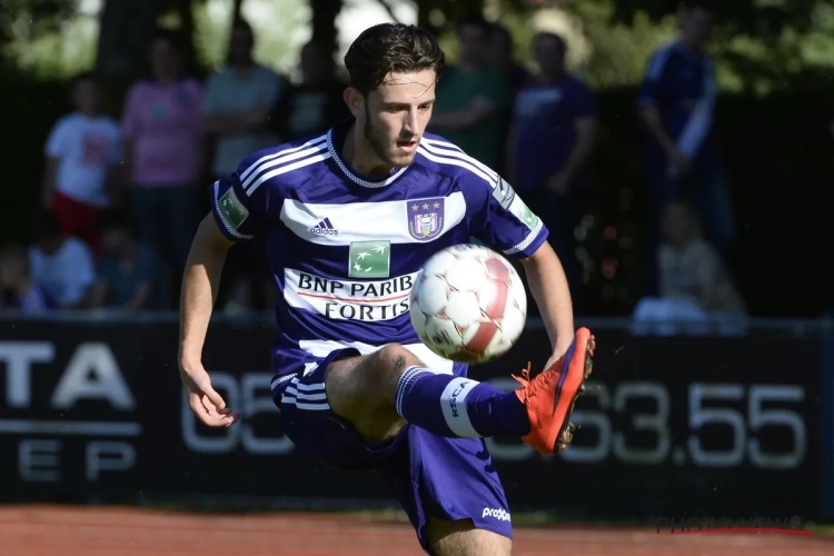 Van Anderlecht naar Schalke en nu op zijn 27ste bij... Eendracht Elene-Grotenberge: waarom talent niet genoeg is
