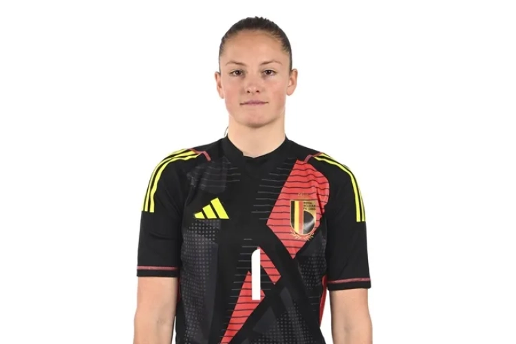 Done deal: RSC Anderlecht haalt piepjonge doelvrouw met veel talent op bij Westerlo